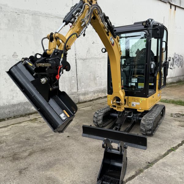 Minibagger Cat 301.8 Bild 1