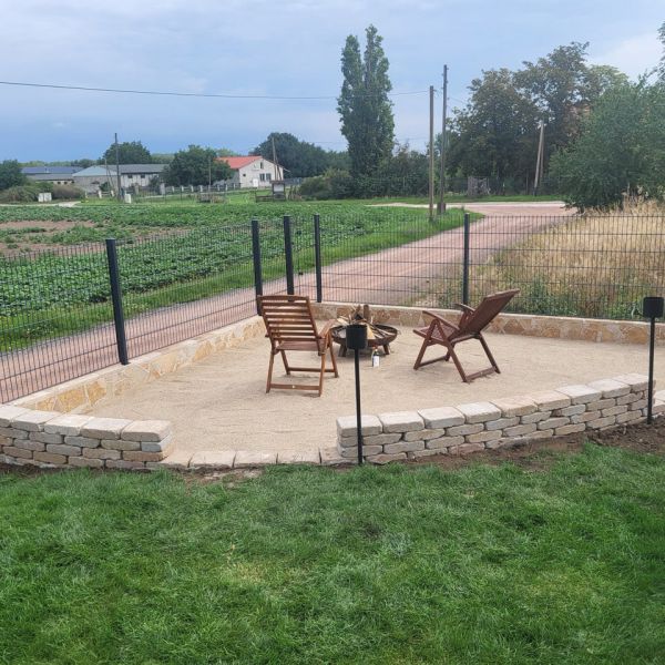 Terrasse, Zaun und Sitzecke in Barleben Bild 1